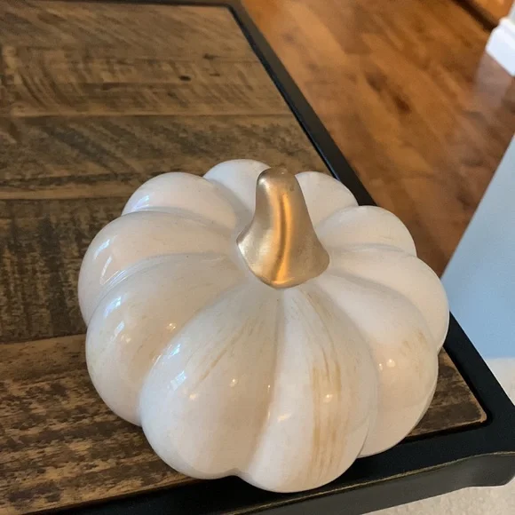 Ceramic pumpkin - Picture 2 of 2